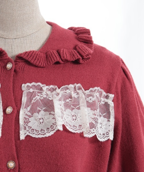 axes femme POETIQUE（アクシーズファムポエティック）の「袖口レース衿付きニットカーディガン（カーディガン/ボレロ・レディース・ピンク/レッド/ブラック・MEDIUM）」の7枚目の写真