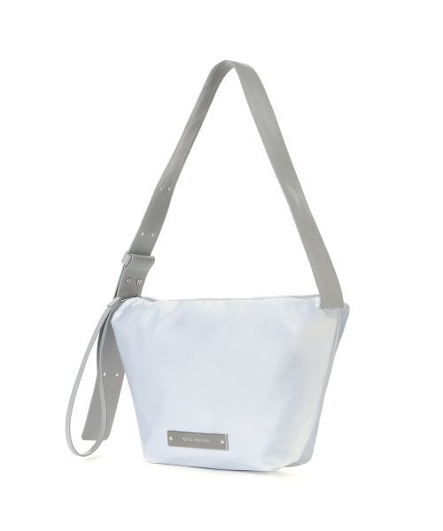 NICK&NICOLE(ニックアンドニコール)の「CRYSTAL NYLON MULTI WAY BAG_SILVER(ショルダーバッグ・レディース・その他・ONE SIZE)」の2枚目の写真