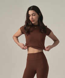 ARDU（アルジュ）の「アースコンフォート ショートスリーブトップ[カプチーノ]（Tシャツ/カットソー）」