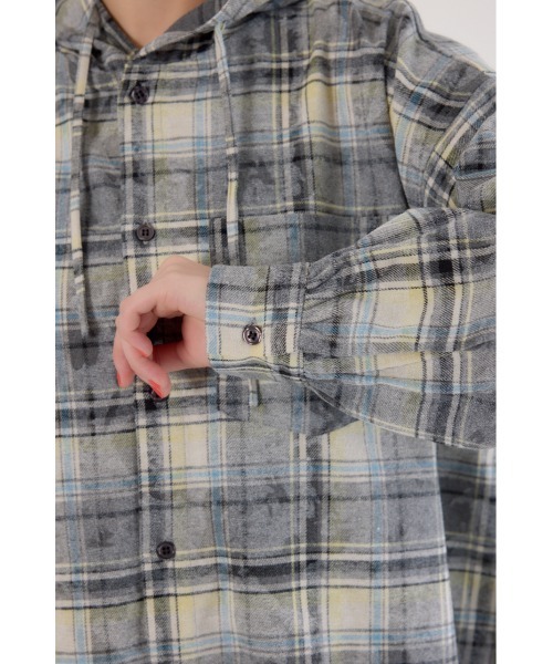 RODEO CROWNS WIDE BOWL（ロデオクラウンズワイドボウル）の「ヴィンテージチェックフードシャツ（シャツ/ブラウス・レディース・ブラック系その他/ブルー系その他/ピンク系その他・FREE）」の5枚目の写真