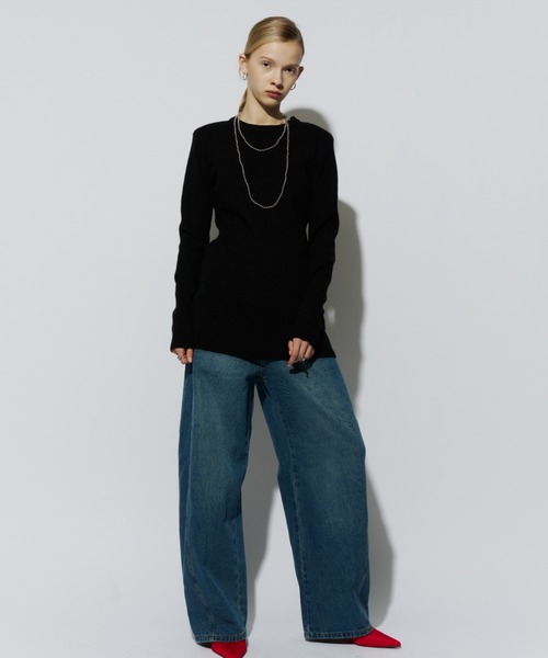 HANNE（アン）の「カーブシルエットデニムパンツ（デニムパンツ・レディース・ブルー・S/M）」の2枚目の写真