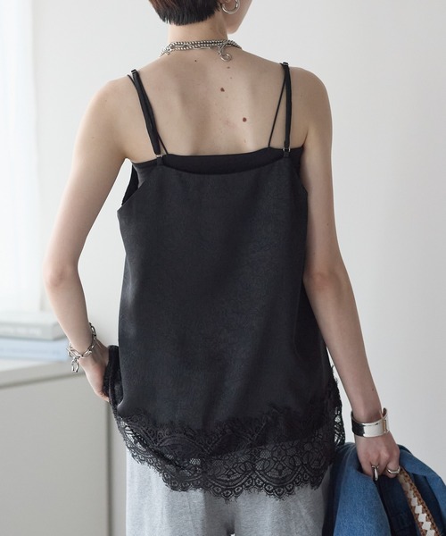 each（イーチ）の「裾レースロングキャミソール（キャミソール・レディース・アイボリー/ブラック・FREE）」の17枚目の写真