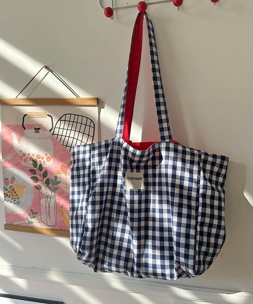 VIBGYOR（ヴィブジョー）の「Mignonjour/ロゴチェック柄リバーシブルトートバッグ M2885（トートバッグ・レディース・レッド/ホワイト/グレー・FREE）」の7枚目の写真