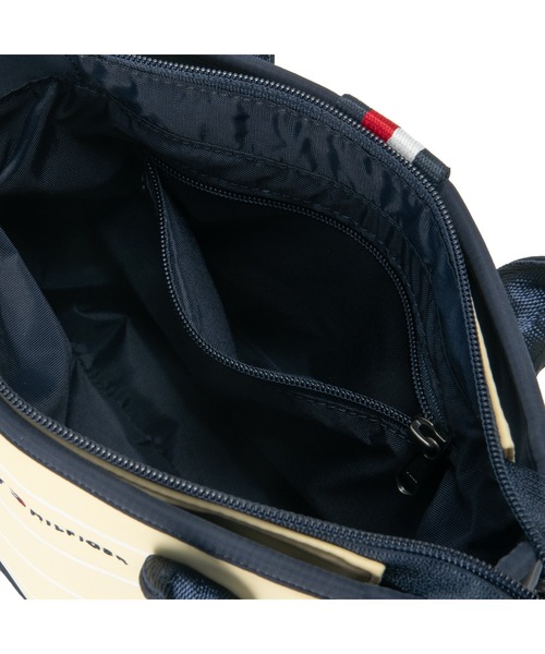 TOMMY HILFIGER GOLF（トミー ヒルフィガー ゴルフ）の「ラウンドバッグ ｼｰｽﾞﾅﾙ（トートバッグ・メンズ・ホワイト/ネイビー・フリー）」の4枚目の写真
