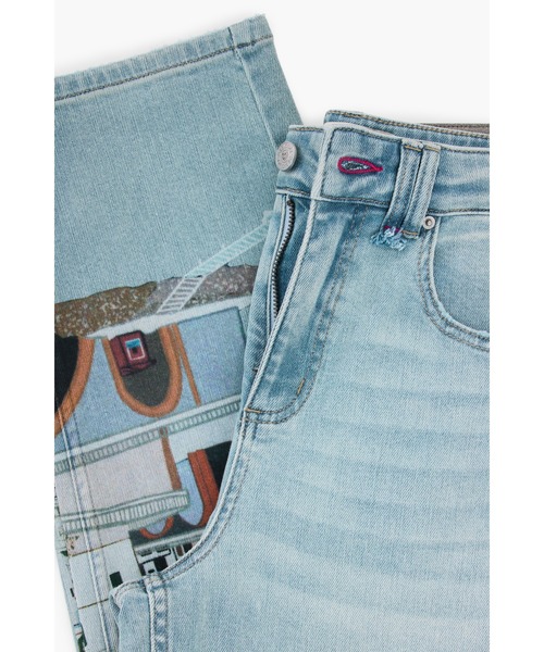 Desigual（デシグアル）の「アマルフィ海岸プリント×ウォッシュ加工ストレートデニムパンツ 2026年春夏 新作（デニムパンツ・レディース・ブルー・44/40/38/36/34）」の3枚目の写真