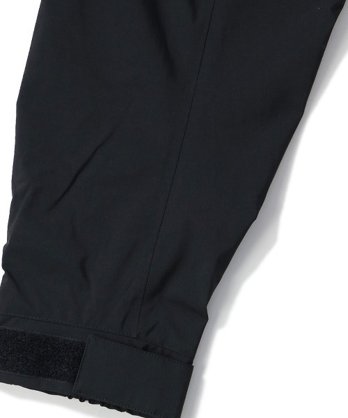 GOLDWIN(ゴールドウィン)の「GOLDWIN PERTEX UNLIMITED 2L Jacket ゴールドウイン パーテックスアンリミテッドツーレイヤージャケット(ユニセックス)(ナイロンジャケット・メンズ・ブラック・2/3)」の14枚目の写真