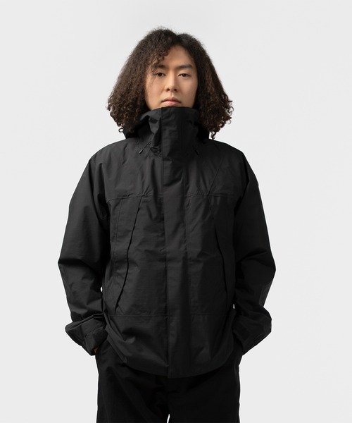 GOLDWIN(ゴールドウィン)の「GOLDWIN PERTEX UNLIMITED 2L Jacket ゴールドウイン パーテックスアンリミテッドツーレイヤージャケット(ユニセックス)(ナイロンジャケット・メンズ・ブラック・2/3)」の15枚目の写真