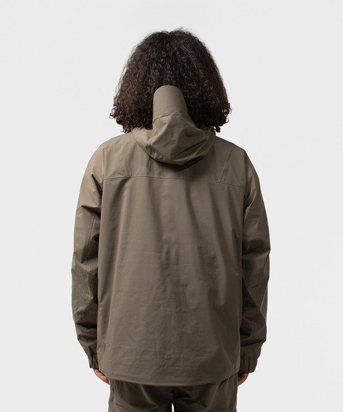 GOLDWIN(ゴールドウィン)の「GOLDWIN PERTEX UNLIMITED 2L Jacket ゴールドウイン パーテックスアンリミテッドツーレイヤージャケット(ユニセックス)(ナイロンジャケット・メンズ・ブラック・2/3)」の5枚目の写真