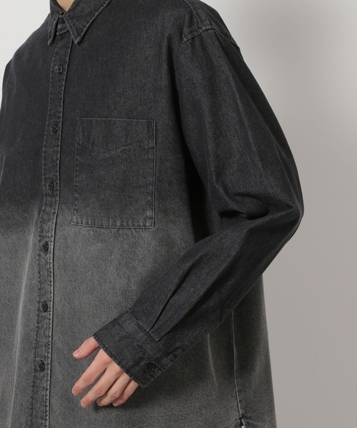LAKOLE(ラコレ)の「グラデデニムシャツ / 638225(シャツ/ブラウス・メンズ・ブラック/ブルー・MEDIUM/LARGE)」の7枚目の写真