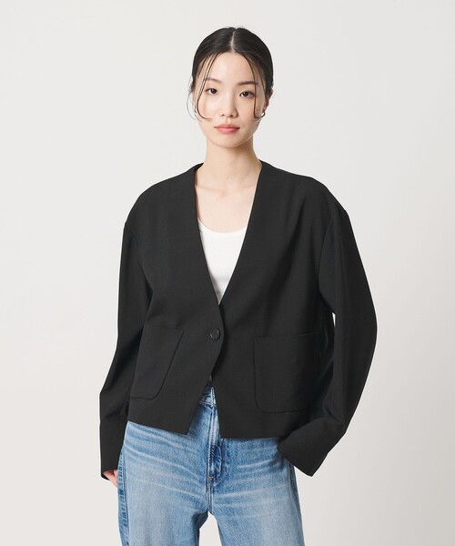 BEAUTY&YOUTH UNITED ARROWS（ビューティーアンドユースユナイテッドアローズ）の「ポリエステルブレンド カラーレス ショートジャケット（ノーカラージャケット・レディース・ベージュ/ブラック・S/M）」の2枚目の写真