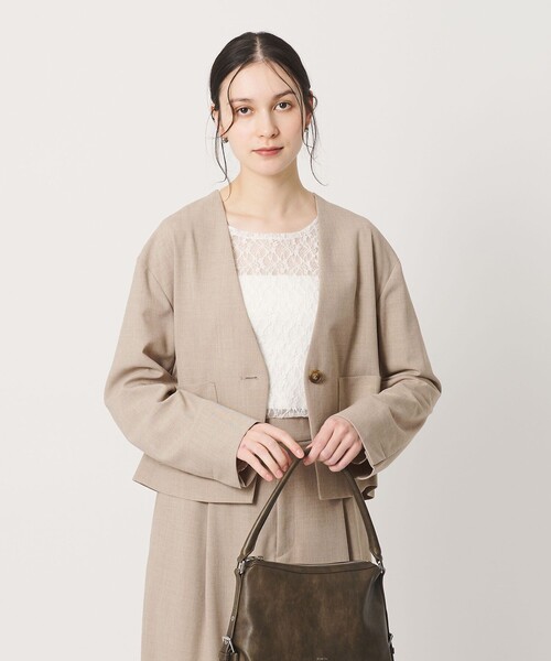 BEAUTY&YOUTH UNITED ARROWS（ビューティーアンドユースユナイテッドアローズ）の「ポリエステルブレンド カラーレス ショートジャケット（ノーカラージャケット・レディース・ベージュ/ブラック・S/M）」の4枚目の写真