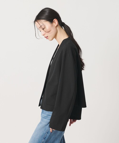 BEAUTY&YOUTH UNITED ARROWS（ビューティーアンドユースユナイテッドアローズ）の「ポリエステルブレンド カラーレス ショートジャケット（ノーカラージャケット・レディース・ベージュ/ブラック・S/M）」の7枚目の写真