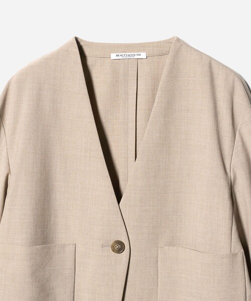 BEAUTY&YOUTH UNITED ARROWS（ビューティーアンドユースユナイテッドアローズ）の「ポリエステルブレンド カラーレス ショートジャケット（ノーカラージャケット・レディース・ベージュ/ブラック・S/M）」の16枚目の写真