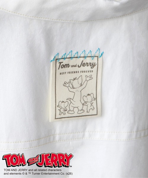 DOUBLE NAME（ダブルネーム）の「【TOM AND JERRY】ひょっこり刺しゅうオーバーサイズオックスシャツ（シャツ/ブラウス・レディース・オフホワイト/ブルー/グレー・FREE）」の6枚目の写真