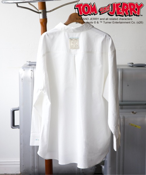 DOUBLE NAME（ダブルネーム）の「【TOM AND JERRY】ひょっこり刺しゅうオーバーサイズオックスシャツ（シャツ/ブラウス・レディース・オフホワイト/ブルー/グレー・FREE）」の7枚目の写真