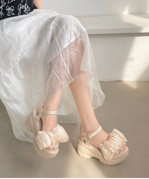 Shoes in Closet(シューズインクローゼット)の「超軽量 厚底 スタイルアップソール ギャザー サンダル 5667(サンダル・レディース・ベージュ/ブラック×ブラック/ベージュ系3/ブラック系3・LL/S/L/M)」の14枚目の写真