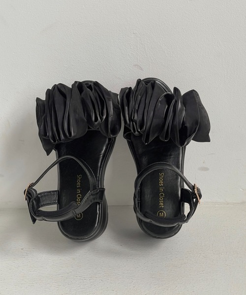 Shoes in Closet(シューズインクローゼット)の「超軽量 厚底 スタイルアップソール ギャザー サンダル 5667(サンダル・レディース・ベージュ/ブラック×ブラック/ベージュ系3/ブラック系3・LL/S/L/M)」の11枚目の写真