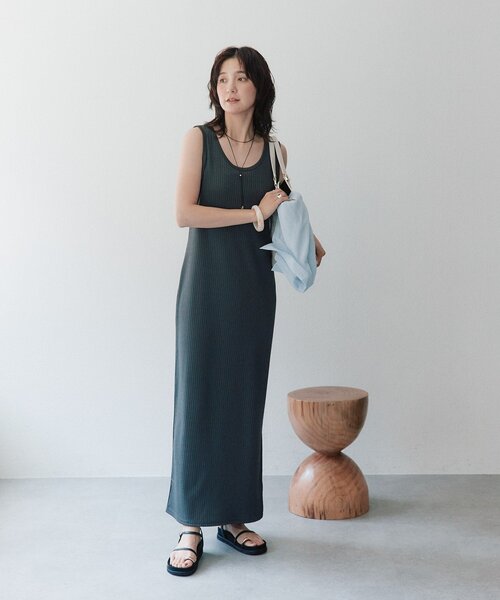RIVE DROITE（リヴドロワ）の「【接触冷感・UVカット/前後2WAY/シリーズ累計販売数10000枚突破】2WAYリブタンクワンピース（夏服）（ワンピース・レディース・モカ/ブラック/チャコールグレー/ブラウン・FREE/36/40）」の10枚目の写真