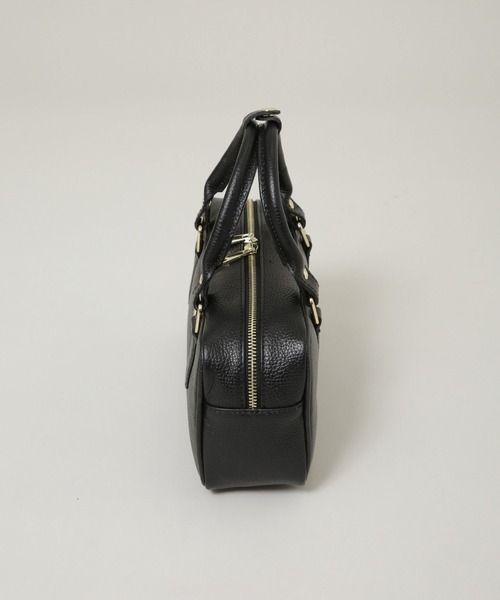 AULENTTI(オウレンティ)の「AULENTTI/レザー2WAYスクエアボストン(ボストンバッグ・レディース・ブラウン/ブラック・FREE)」の5枚目の写真