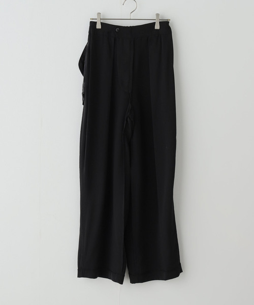 La TOTALITE（ラトータリテ）の「【洗える】タックボタンパンツ（その他パンツ・レディース・ベージュ/ブラック・36/38）」の10枚目の写真