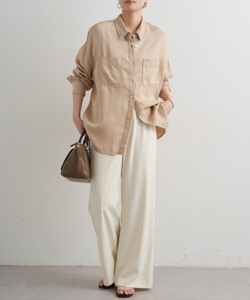 LOUNGEDRESS（ラウンジドレス）の「イージーフレアパンツ（その他パンツ・レディース・グレー/ブラック/ベージュ/アイボリー・SMALL/MEDIUM）」の7枚目の写真