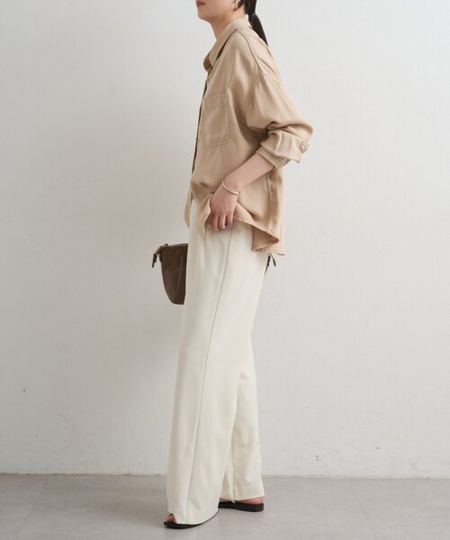 LOUNGEDRESS（ラウンジドレス）の「イージーフレアパンツ（その他パンツ・レディース・グレー/ブラック/ベージュ/アイボリー・SMALL/MEDIUM）」の8枚目の写真