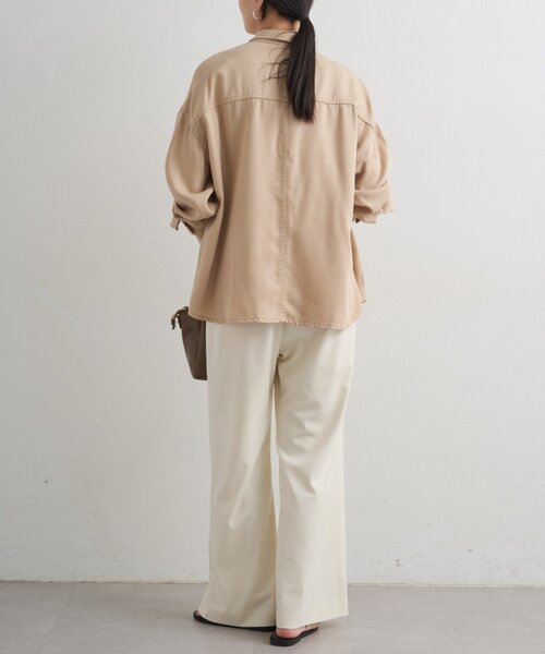 LOUNGEDRESS（ラウンジドレス）の「イージーフレアパンツ（その他パンツ・レディース・グレー/ブラック/ベージュ/アイボリー・SMALL/MEDIUM）」の9枚目の写真