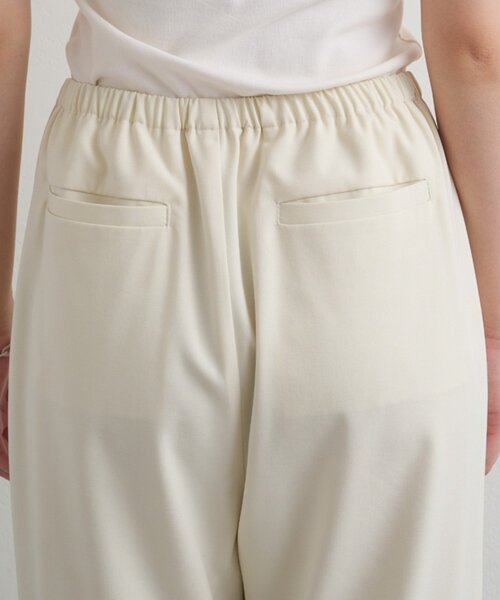 LOUNGEDRESS（ラウンジドレス）の「イージーフレアパンツ（その他パンツ・レディース・グレー/ブラック/ベージュ/アイボリー・SMALL/MEDIUM）」の19枚目の写真