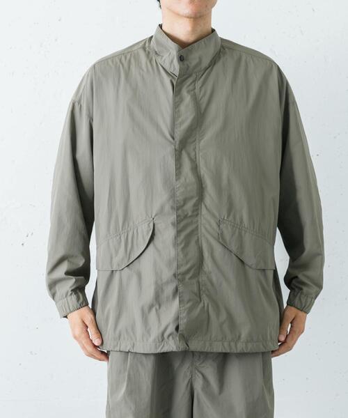 URBAN RESEARCH（アーバンリサーチ）の「NYLON SHORT MODS BLOUSON（ナイロンジャケット・メンズ・グレー系その他/ブラック・LARGE/MEDIUM）」の4枚目の写真