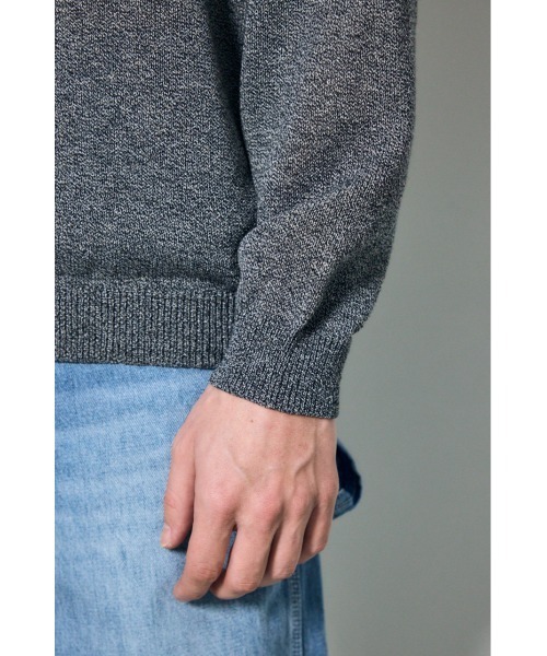 AZUL by moussy(アズールバイマウジー)の「リネンミックスニットトップス(ニット/セーター・メンズ・ブラック/ライトピンク/ベージュ・MEDIUM/LARGE)」の13枚目の写真
