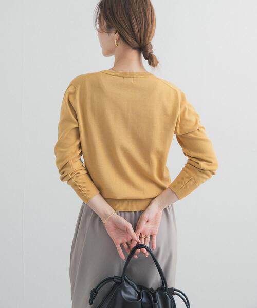 URBAN RESEARCH DOORS（アーバンリサーチドアーズ）の「オーガニックコットンクルーネックカーディガン（カーディガン/ボレロ・レディース・イエロー/オフホワイト/ブルー・FREE）」の18枚目の写真