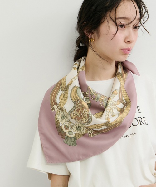 LE CERCLE par rope'(ルセルクルパーロペ)の「スカーフ小(バンダナ/スカーフ・レディース・ブルー系その他2/ピンク系その他2/ベージュ系その他・FREE)」の3枚目の写真