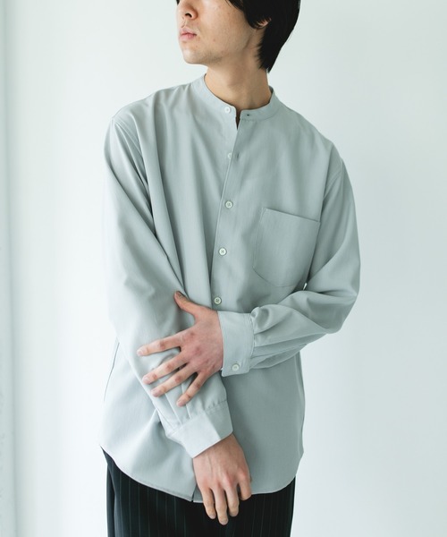 URBAN RESEARCH DOORS（アーバンリサーチドアーズ）の「『XLサイズ/WEB限定』『吸水速乾』セオアルファバンドカラーロングスリーブシャツ（シャツ/ブラウス・メンズ・ネイビー/ロイヤルブルー/ライトグレー/ブラウン・X-LARGE/MEDIUM/LARGE）」の17枚目の写真