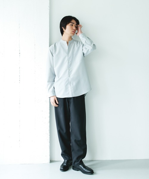 URBAN RESEARCH DOORS（アーバンリサーチドアーズ）の「『XLサイズ/WEB限定』『吸水速乾』セオアルファバンドカラーロングスリーブシャツ（シャツ/ブラウス・メンズ・ネイビー/ロイヤルブルー/ライトグレー/ブラウン・X-LARGE/MEDIUM/LARGE）」の22枚目の写真