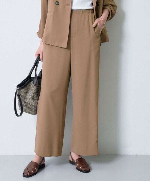 INDIVI（インディヴィ）の「【さらに軽く軽快！／着る日傘】イージーワイドパンツ（その他パンツ・レディース・ダークグレー/ブラウン系/ブラック・38/36/40/12/07）」の3枚目の写真