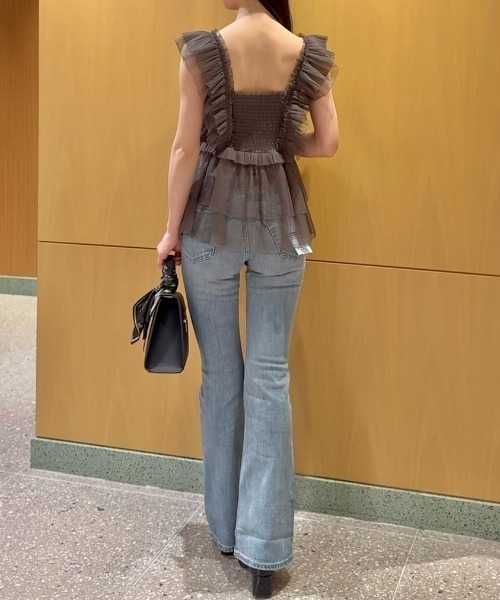 SNIDEL(スナイデル)の「Sustainableチュールペプラムブラウス(シャツ/ブラウス・レディース・ライム/アイボリー/チャコールグレー・F)」の20枚目の写真