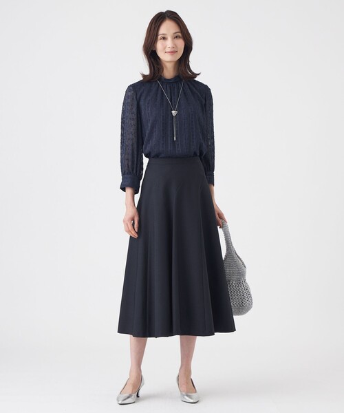 TRANS WORK(トランスワーク)の「【L】【ウォッシャブル】シフォンカットジャガードブラウス(シャツ/ブラウス・レディース・オフホワイト/ネイビー・46/44)」の9枚目の写真