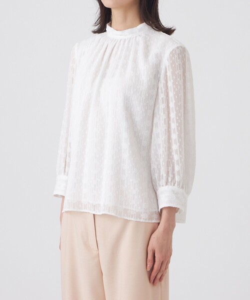 TRANS WORK(トランスワーク)の「【L】【ウォッシャブル】シフォンカットジャガードブラウス(シャツ/ブラウス・レディース・オフホワイト/ネイビー・46/44)」の7枚目の写真