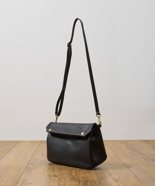 SLOW(スロウ)の「SLOW スロウ / bono-gasmask shoulder bag-L フルベジタブルタンニング栃木レザーショルダーバッグ / 858S92S(ショルダーバッグ・メンズ・ブラック/チョコ・FREE)」の21枚目の写真
