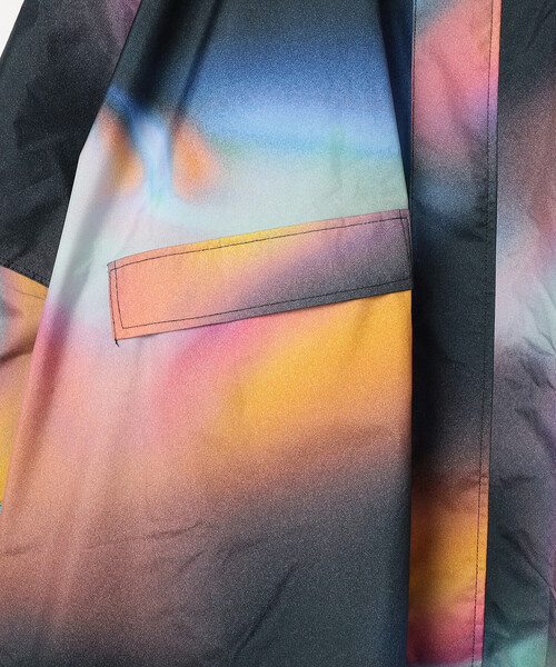 KiU(キウ)の「KiU/キウ FUJIROCK KiU STNDRD RAIN PONCHO キウスタンダードレインポンチョ K571(レインコート/ポンチョ・メンズ・その他16/カモフラージュ・ONE SIZE)」の6枚目の写真