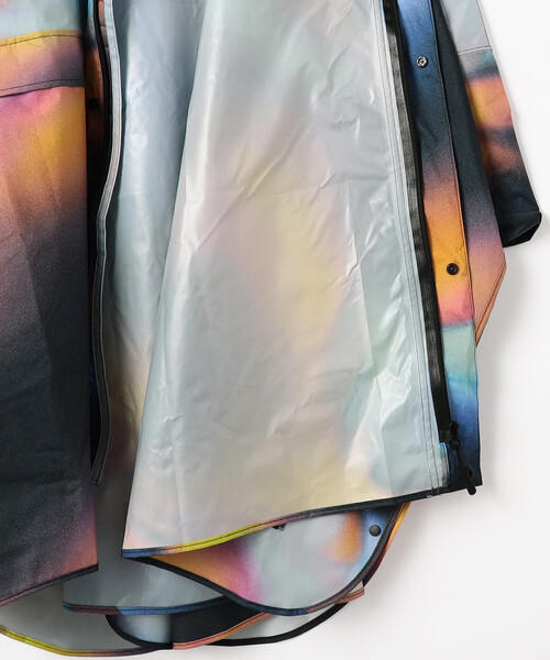 KiU(キウ)の「KiU/キウ FUJIROCK KiU STNDRD RAIN PONCHO キウスタンダードレインポンチョ K571(レインコート/ポンチョ・メンズ・その他16/カモフラージュ・ONE SIZE)」の12枚目の写真