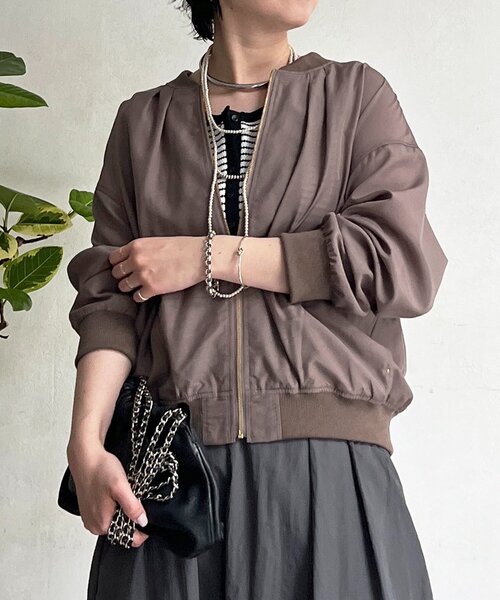 un dix cors（アンディコール）の「シアーMA1ブルゾン（ブルゾン・レディース・チャコールグレー/モカ/ミント・FREE）」の2枚目の写真