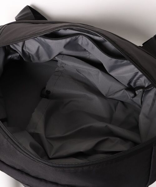 CHROME(クローム)の「CHROME/クローム GROWTH 35L DUFFLE 1.0 バックパック JP277BK(バックパック/リュック・メンズ・ブラック・FREE)」の2枚目の写真