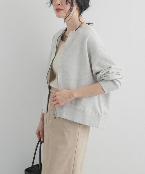 URBAN RESEARCH DOORS(アーバンリサーチドアーズ)の「『WEB/一部店舗限定カラー』コットンスウェットジップカーディガン|スウェットカーデ/大人カジュアル/羽織/春服(カーディガン/ボレロ・レディース・ネイビー/グレー/ピンク/ホワイト系その他・FREE)」の2枚目の写真