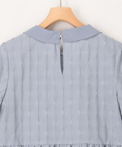 MICO COULIER（ミコクリエ）の「カットジャガード衿付きウエスト切替ブラウス（シャツ/ブラウス・レディース・サックスブルー/オフホワイト/ネイビー・38）」の12枚目の写真