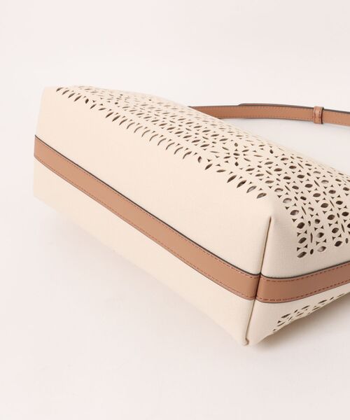 GIANNI CHIARINI(ジャンニ キアリーニ)の「MASHUPショルダーバッグ(ショルダーバッグ・レディース・ブラック/ベージュ・FREE)」の22枚目の写真
