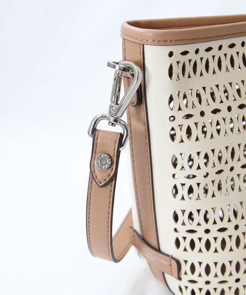 GIANNI CHIARINI(ジャンニ キアリーニ)の「MASHUPショルダーバッグ(ショルダーバッグ・レディース・ブラック/ベージュ・FREE)」の17枚目の写真