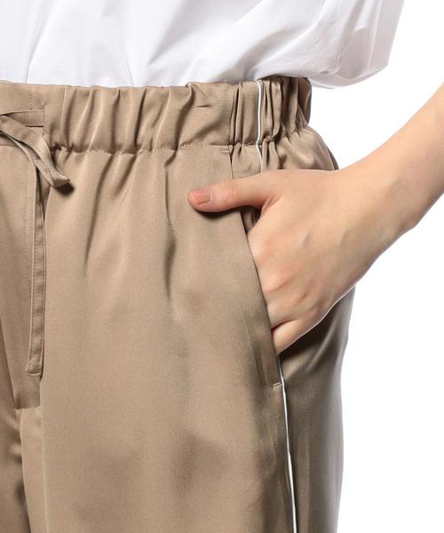 ASTRAET（アストラット）の「ASTRAET（アストラット） サテンイージーパンツ◆（その他パンツ・レディース・ブラック/ベージュ・1/0）」の7枚目の写真