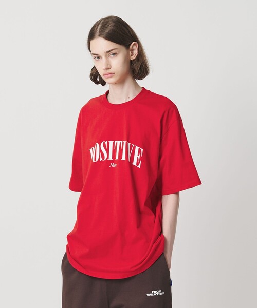 NICE WEATHER POSITIVE — шорты‑слинг T‑shirt (краткий стиль)