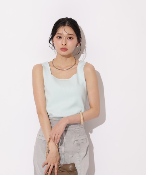 Apuweiser-riche(アプワイザーリッシェ)の「スクエアベーシックタンク(Tシャツ/カットソー・レディース・ホワイト/ブラック系その他/ブラック/ピンク/ライトブルー・2)」の11枚目の写真